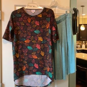 Gently used LaLa Roe top and skirt.